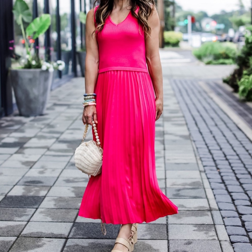 PINK PLEATED DRESS